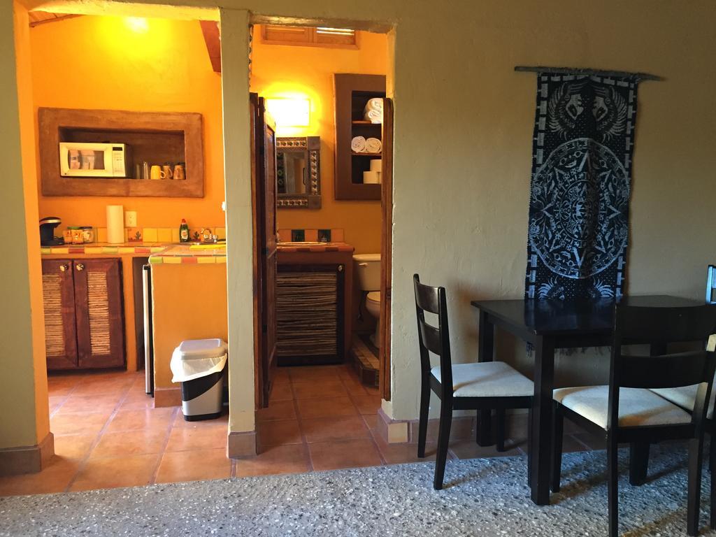 Leo'S Baja Oasis Hotel Ла Пас Екстериор снимка