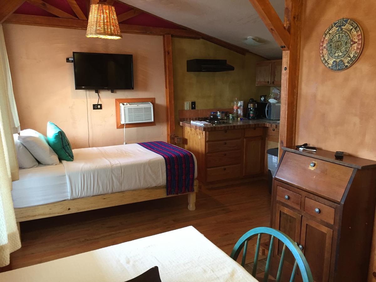 Leo'S Baja Oasis Hotel Ла Пас Екстериор снимка