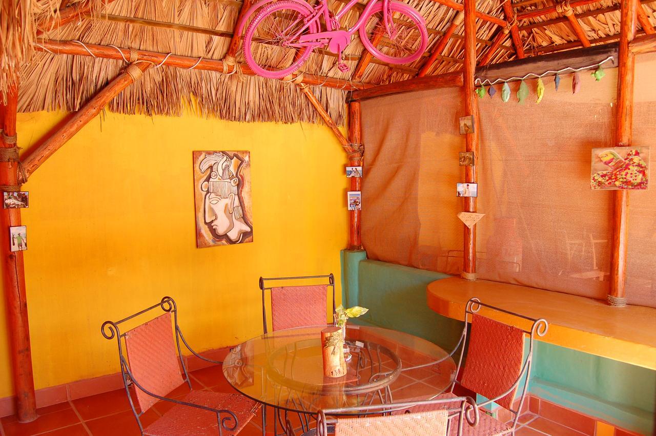 Leo'S Baja Oasis Hotel Ла Пас Екстериор снимка